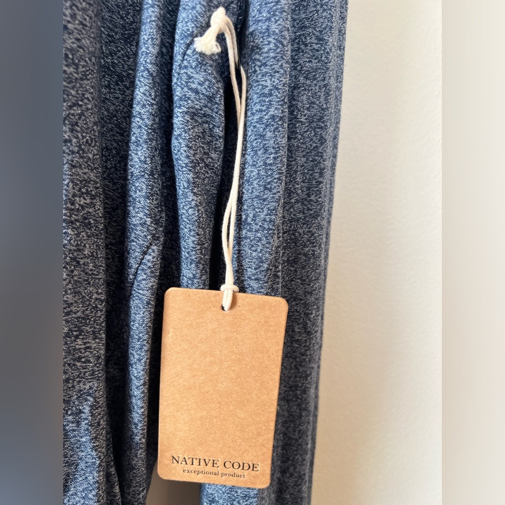 Native Code long sleeve shirt men’s XL V-neck navy blue fall lightweight new - Picture 9 of 10